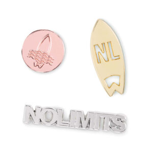 Pins i metall utan emalj i egen form