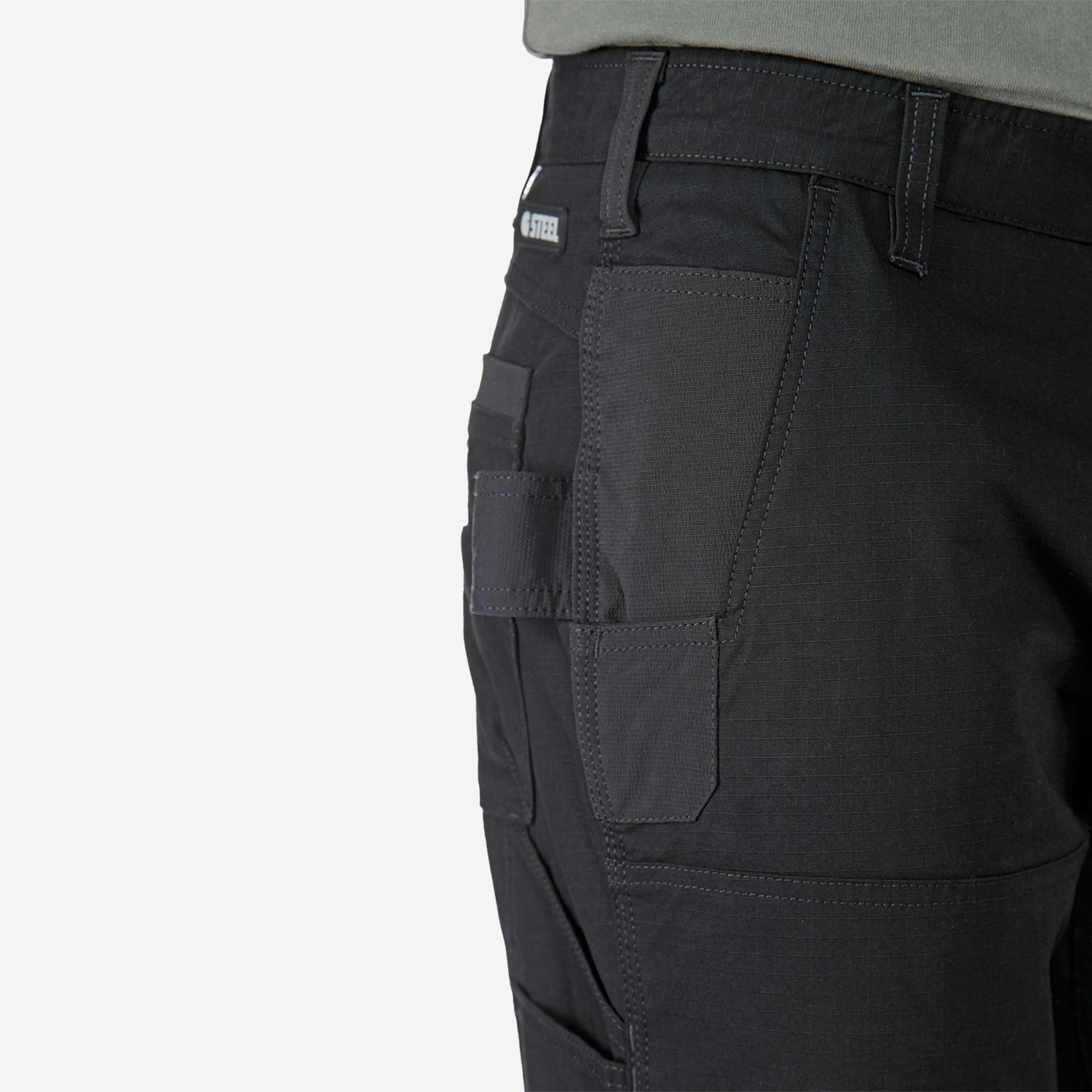 CARHARTT STEEL RUGGED UTILITY ARBETSBYXA sida